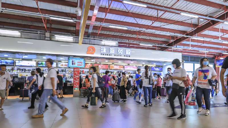 门店就是窗口，平安服务千万过境人士